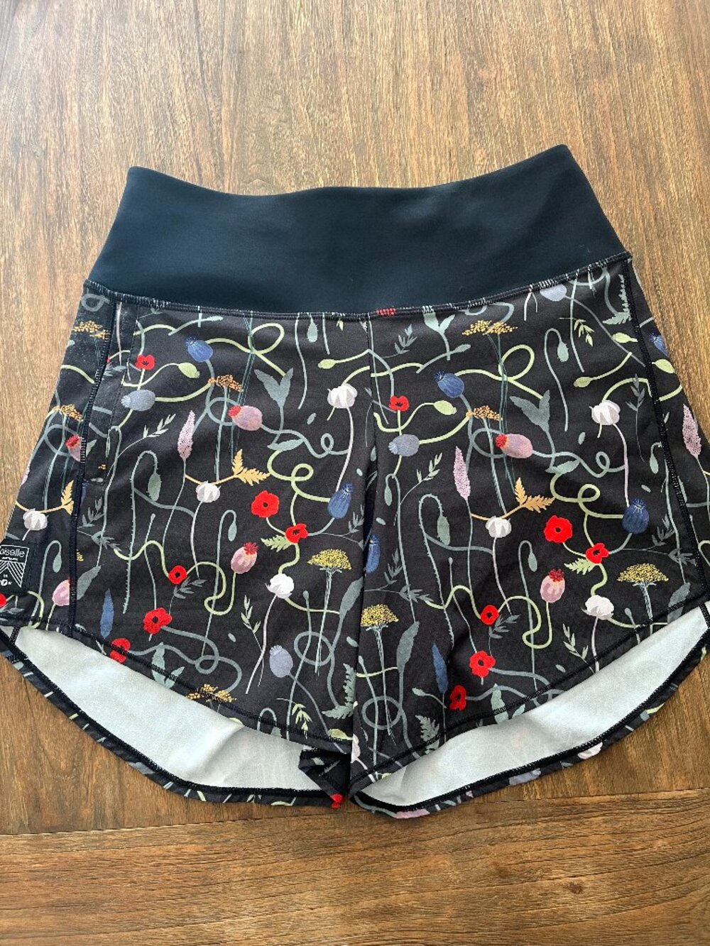 🏃♀️ 🌺Title Nine / Oiselle Obsession Running Shorts — 6", size 4
